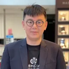 Liew Zheng, Lance, Senior Optometrist at Paris Optical